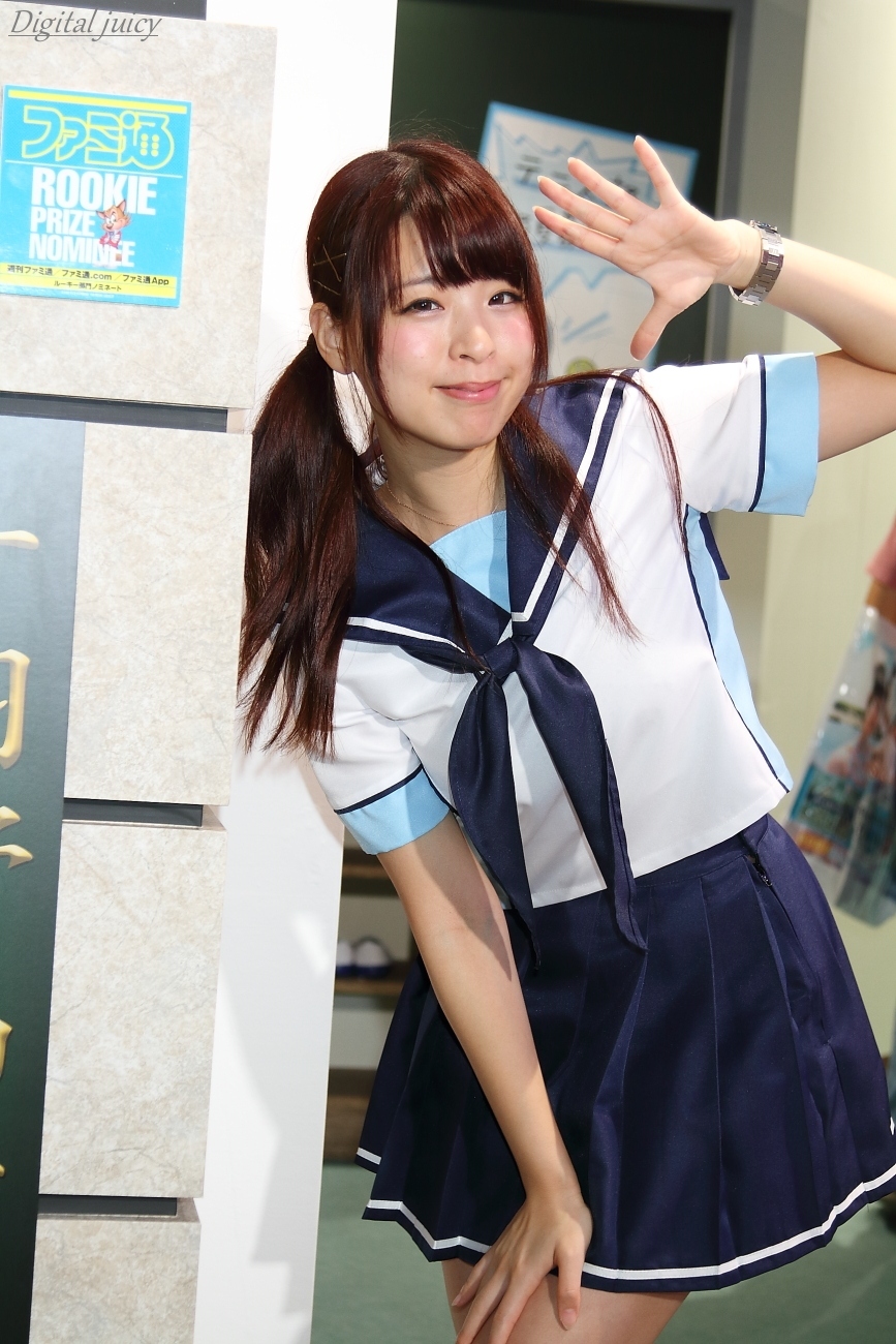 田邊ゆな さん（KONAMI ブース） : Digital juicy