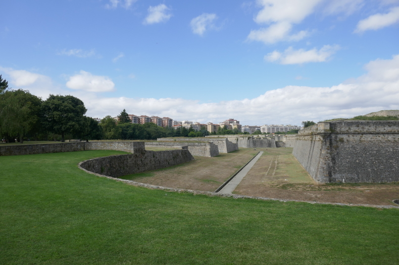 片言の英語で 公共交通機関を使い ハビエル城 スペイン に行く方法 九州大学大学院 地球社会統合科学府 伊藤研究室 東アジア交流史 日本中世史