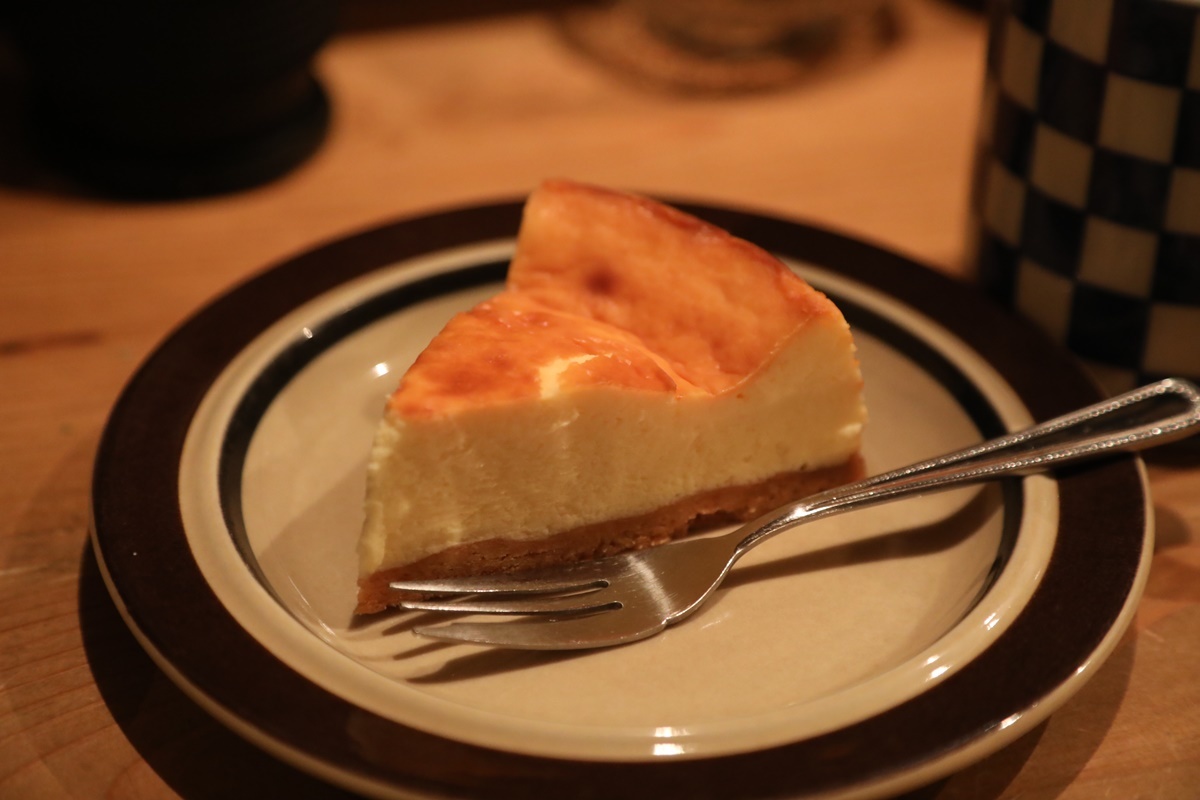 高崎市 椿食堂 プリンアラモード チーズケーキ 焼まんじゅうを食らう 高崎市 椿食堂 プリンアラモード チーズケーキ 焼まんじゅうを食らう