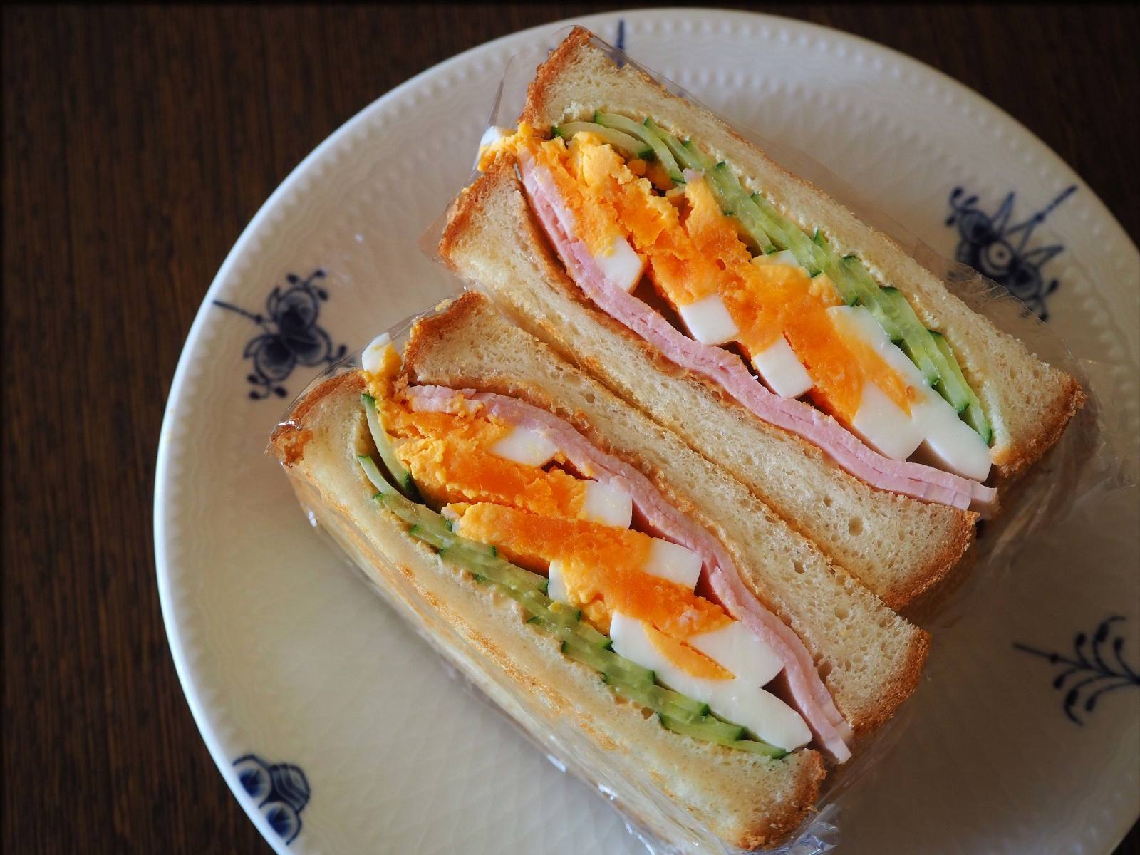 朝はトーストサンド 昼はオットが作ったホットケーキ 人形町からごちそうさま