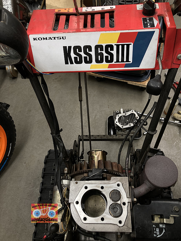 コマツKSS6SⅢのエンジン焼き付き_e0126901_08520674.jpg