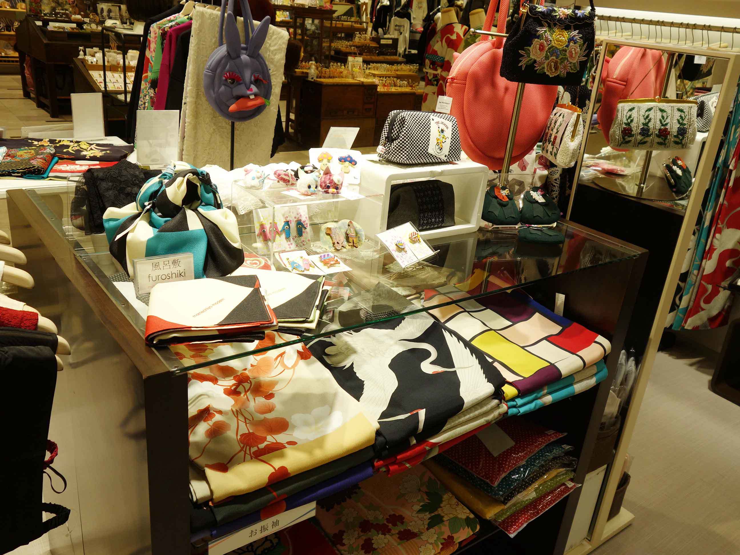新宿店内ご紹介*_e0167832_14273075.jpg