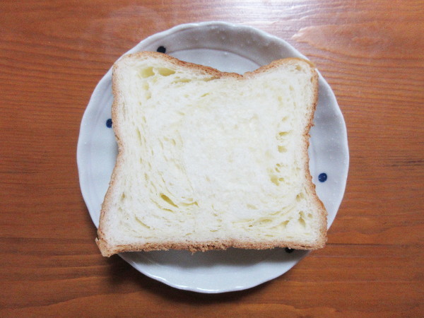 【ボローニャ】ボローニャ デニッシュ食パン(プレーン)_c0152767_19180094.jpg