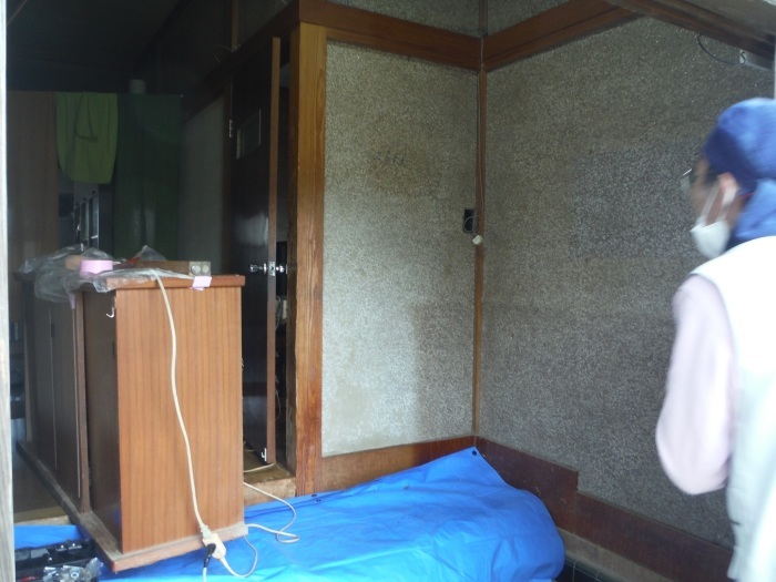 玄関の内装工事 ~ 母屋の玄関工事。 _d0165368_10095619.jpg