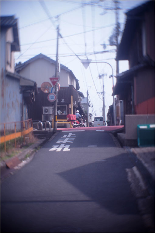 876 ローカルライン(2020年6月5日ダルメーヤー25mmf1.9奈良山村町帯解の地蔵巡り)超古代文明_c0168172_22082932.jpg