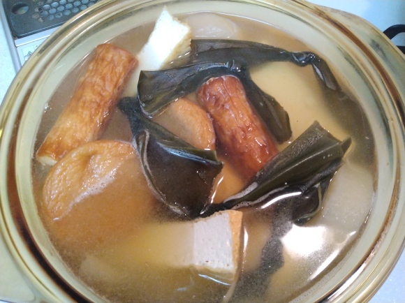 1/15 トップバリュ富良野生ビール、あごだしおでん、日本一焼き鳥@自宅_b0042308_22062570.jpg