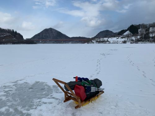 冬のたのしみ　近くの湖沼が凍った❗️_a0044162_19012689.jpg