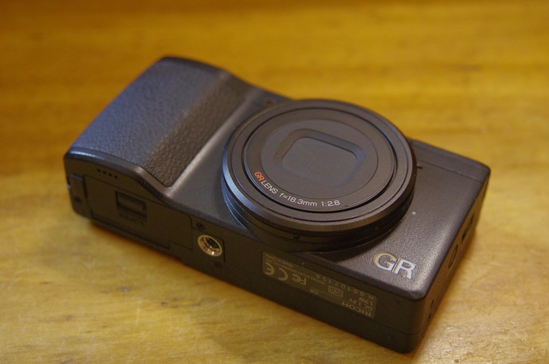 スナップ写真撮影にリコーGR1sをおすすめする理由