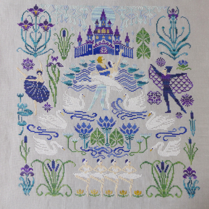 Owl Forest Embroidery Swan Lake お終い_b0180156_06153689.jpg