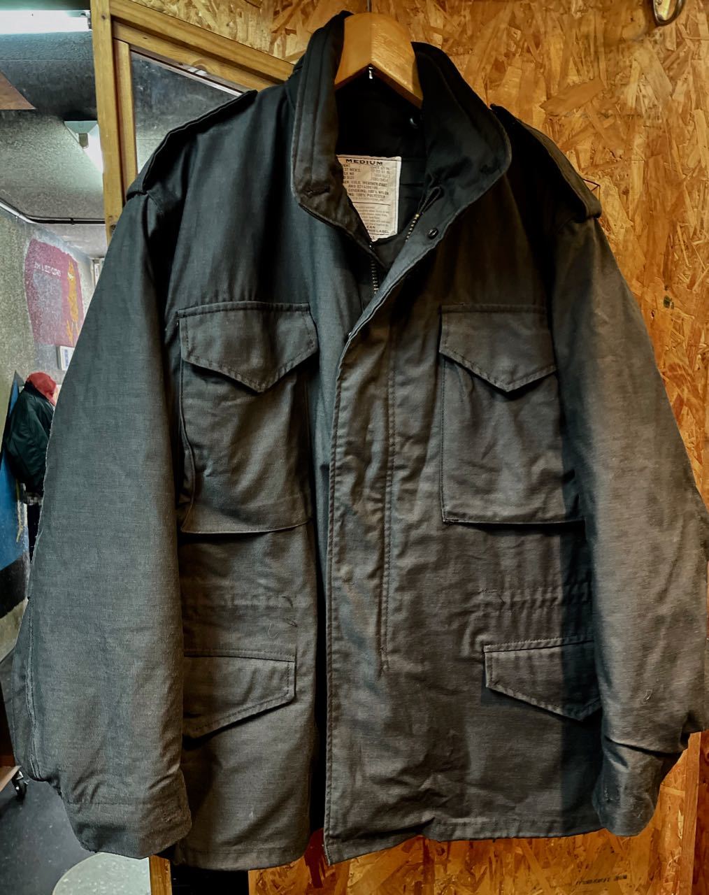 1月18日（月）入荷！９０ｓ～MADE IN U.S.A ALPHA 　M-65 FIELD JACKET !  程度極上！_c0144020_13190822.jpg