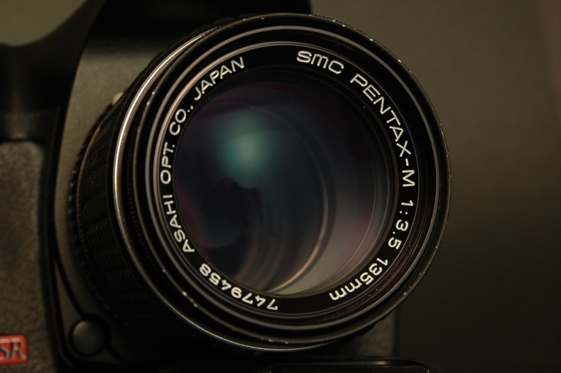 とりあえず smc PENTAX-M 135mm F3.5 で撮ってみた(;^ω^) : どぶ