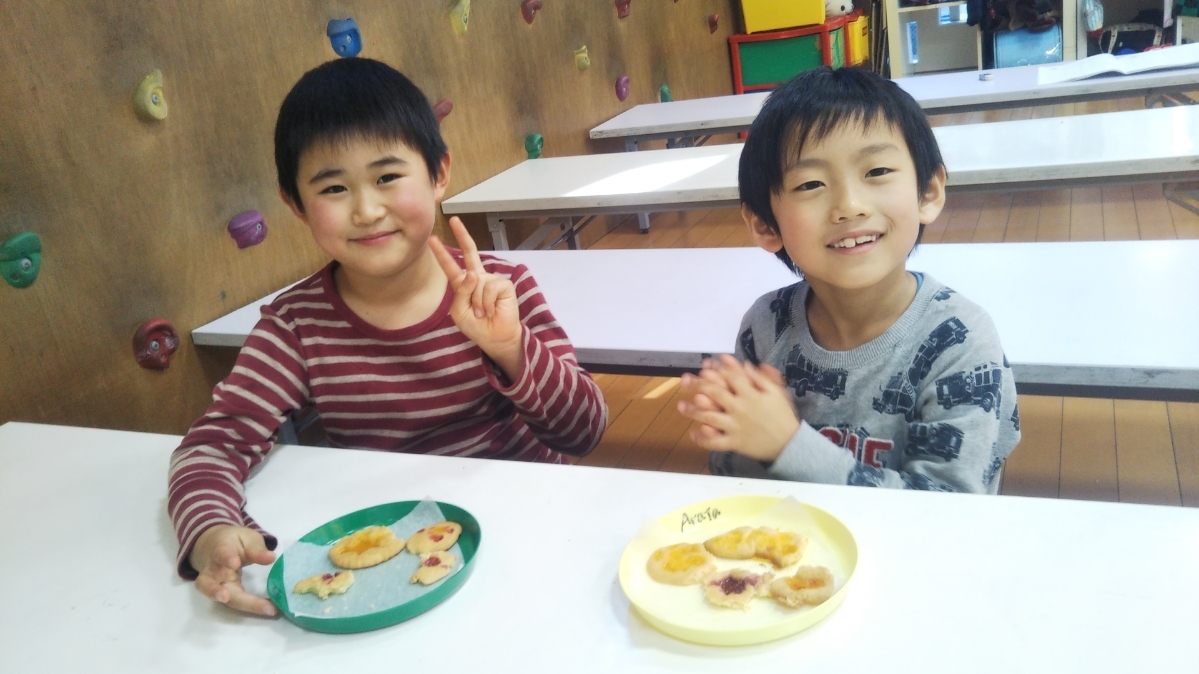 【Snack Cooking】1月13日 『ステンドグラスクッキーづくりに挑戦!』_f0225094_14045692.jpg