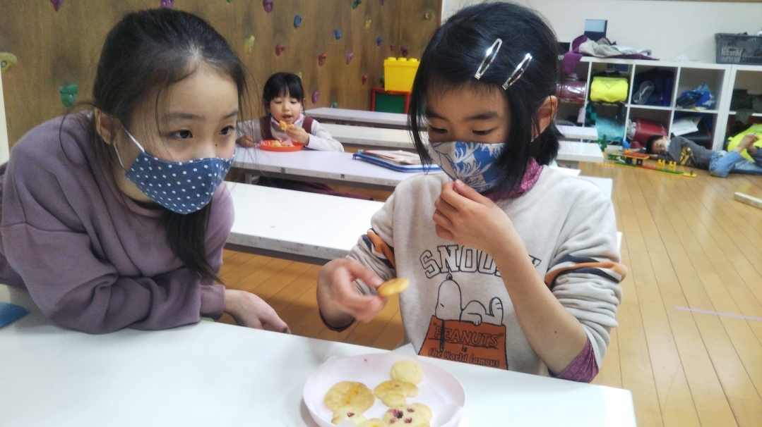 【Snack Cooking】1月13日 『ステンドグラスクッキーづくりに挑戦!』_f0225094_14050864.jpg