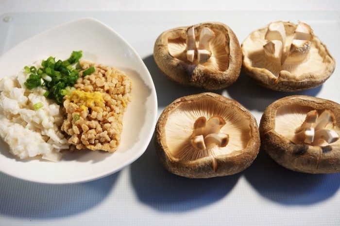 ■やまっこモニター料理【⑦飛騨・美濃やまっこ」で納豆・長芋詰め焼き♪】免疫力バリアー仕立てです。_b0033423_22572190.jpg