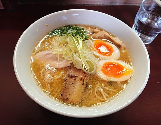 ラーメン くま がい ラーメンガイド 青葉区吉成 自家製麺くまがい メニューや口コミをチェック Stg Origin Aegpresents Com