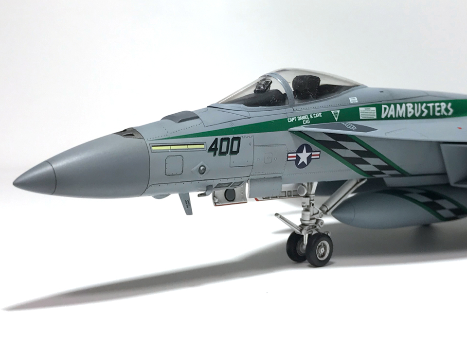 アカデミー 1/72 F/A-18E VFA-195 アカデミー 1/72 F/A-18E VFA-195