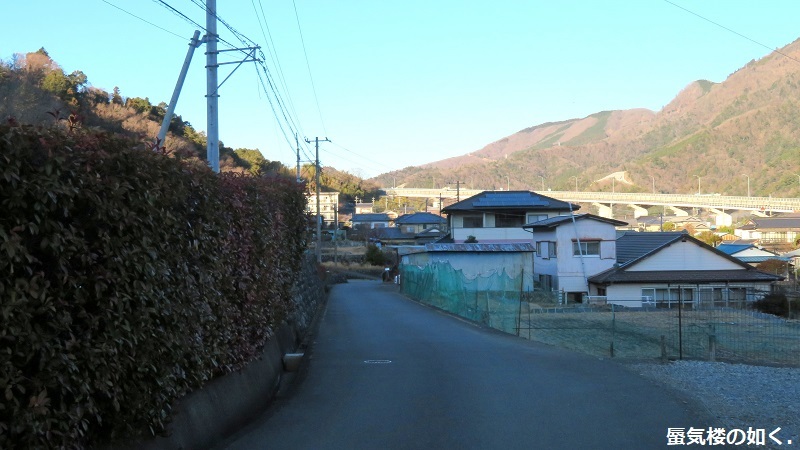 「ゆるキャン△S2」舞台探訪02 身延町で、なでしこ・恵那・千明・あおい・りんのバイト先(第1話2/3)_e0304702_07323377.jpg