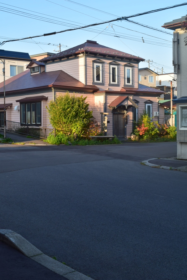 函館市弁天町の伴田米穀店(函館の建築再見2021)_f0142606_01342890.jpg