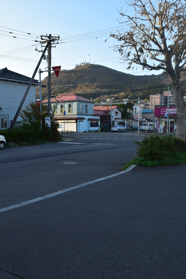 函館市弁天町の伴田米穀店(函館の建築再見2021)_f0142606_07035561.jpg