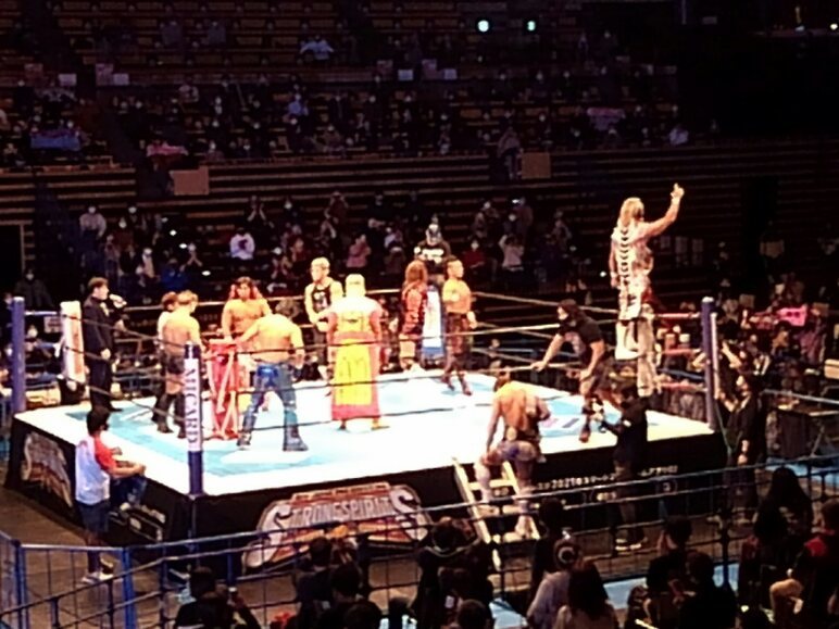 初プロレス観戦_d0152937_22495542.jpg