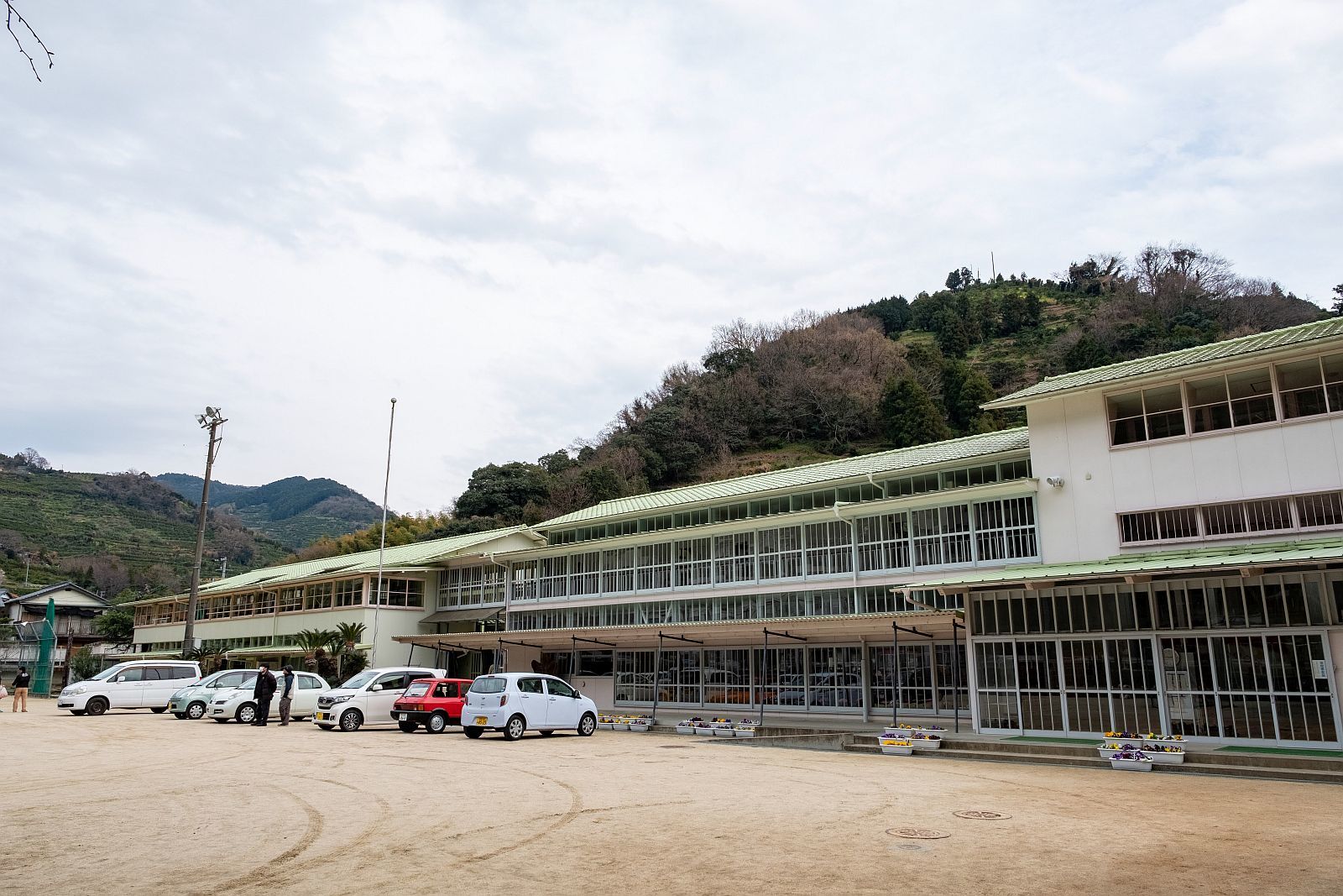 【重要文化財|日土小学校】 特別公開情報 日程、駐車場など (愛媛県)_b0212342_10372519.jpg