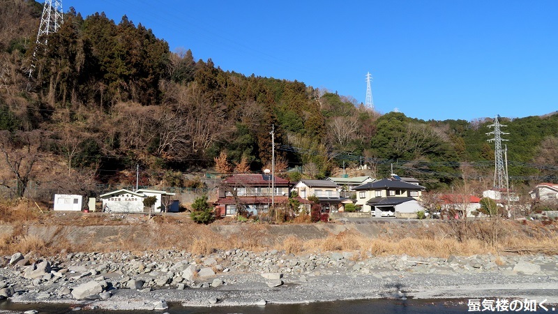 「ゆるキャン△S2」舞台探訪02 身延町で、なでしこ・恵那・千明・あおい・りんのバイト先(第1話2/3)_e0304702_11552124.jpg