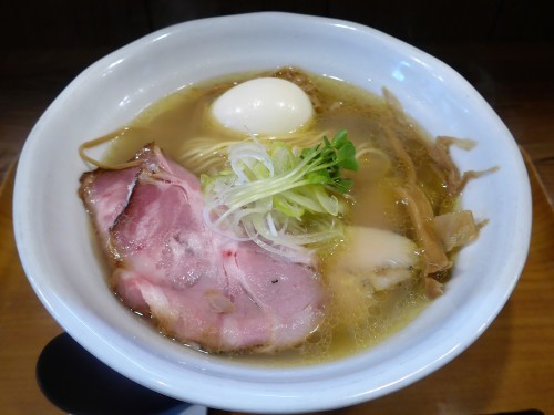 三鷹「ラーメン 健やか」へ行く。_f0232060_17363067.jpg