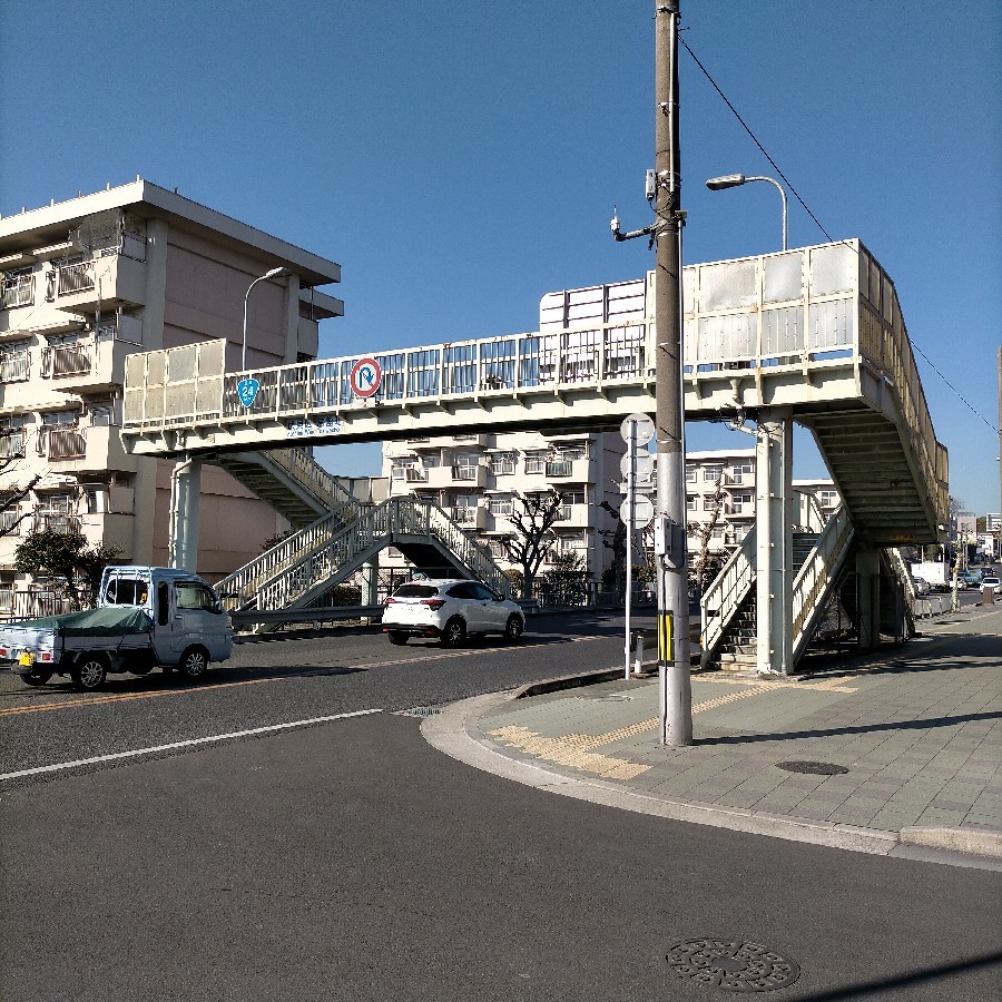 昔住んでいた京都伏見観月橋から桃山御陵前を歩く_a0334793_12505214.jpg