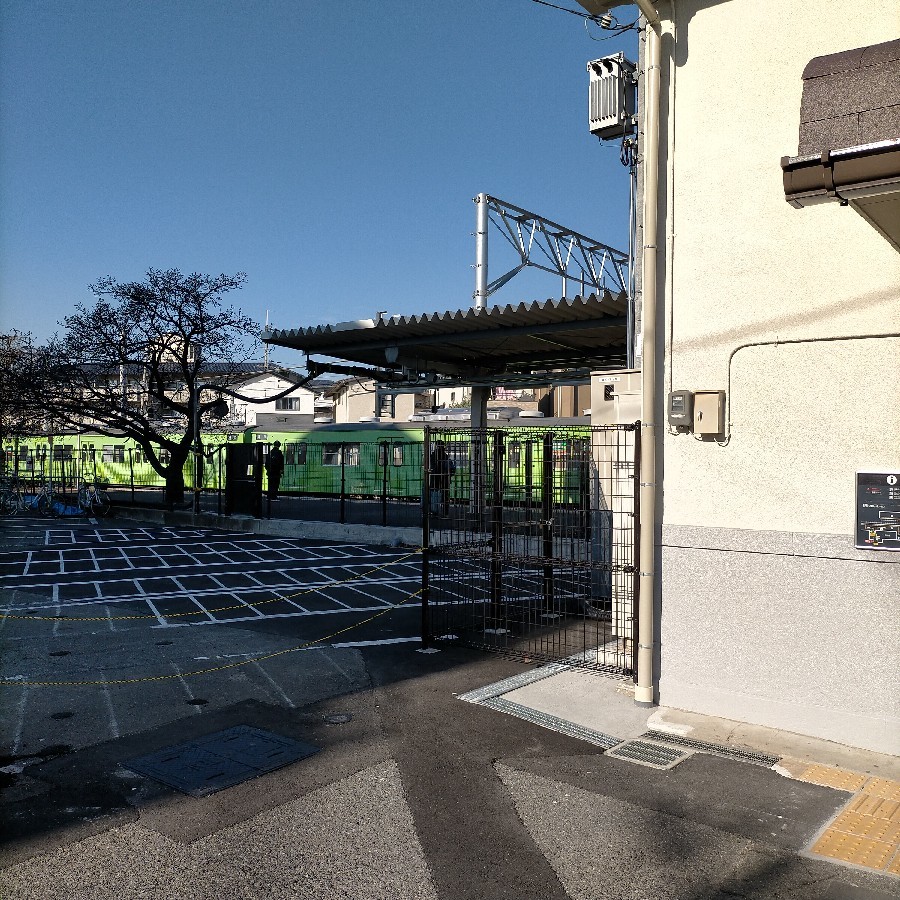 昔住んでいた京都伏見観月橋から桃山御陵前を歩く_a0334793_12523167.jpg