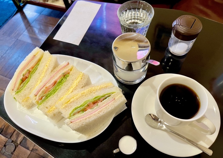 Cafe プレイン@笹塚(髪を切った後のモーニング)_c0212604_10511235.jpeg
