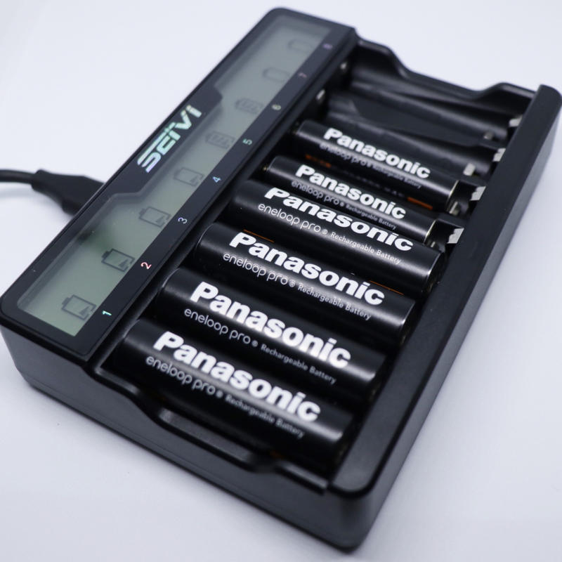 【PR】単三と単四電池を同時に8本充電できます_c0060143_03043500.jpg