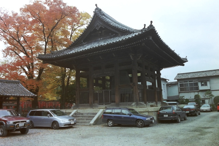 【京都大仏とはりぼて大仏の話】京都の町を睥睨する大仏、昭和まで残っていた件【失われた神】_b0116271_13034870.jpg