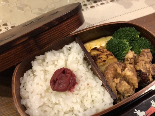 日の丸弁当_a0129492_20385879.jpeg