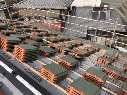 甲府市 グリーンの屋根_b0242734_22522395.jpeg