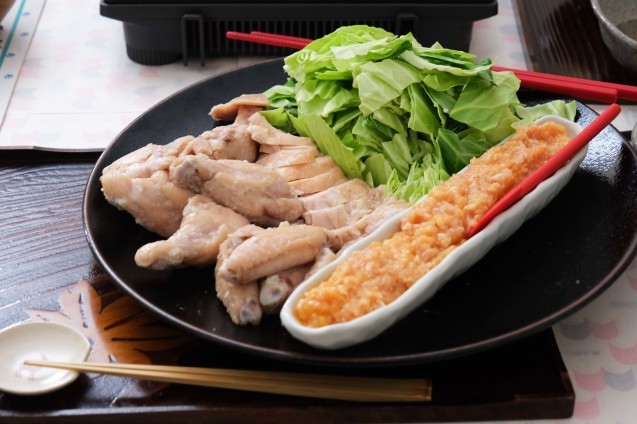 白濁鶏ガラスープで「水炊き」_d0377645_23042680.jpg