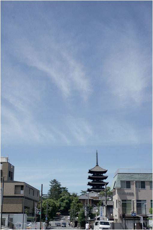 879.02 出ていけ(2020年6月15日エルマー35mmF3.5の大阪梅田は地味だけど、余裕)2 ジェイ・シルベリア校長_c0168172_22094898.jpg