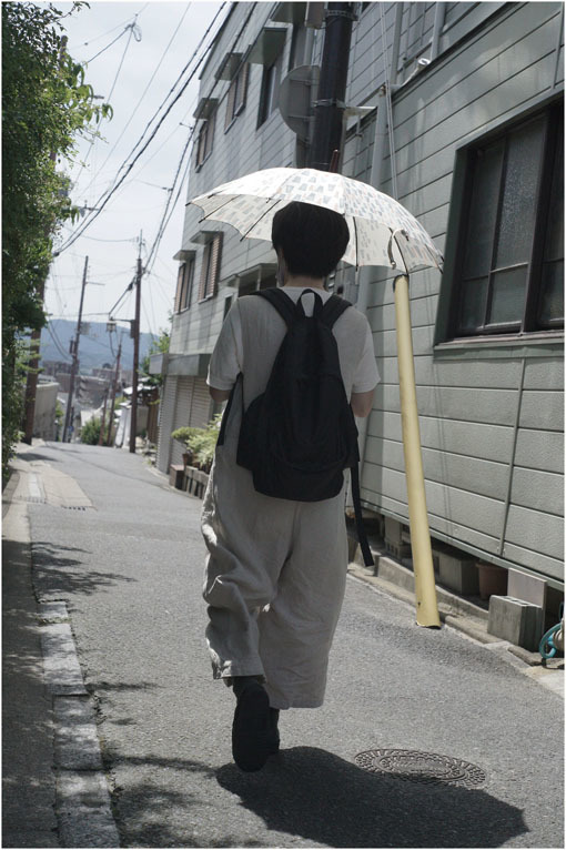 879.02 出ていけ(2020年6月15日エルマー35mmF3.5の大阪梅田は地味だけど、余裕)2 ジェイ・シルベリア校長_c0168172_22182126.jpg