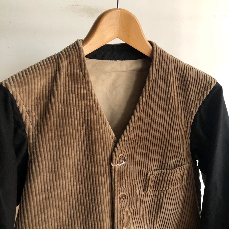 20-30'S FRENCH CORDUROY GILET JACKETジャケット・アウター