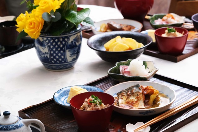 鯖味噌&豚汁で「和ごはん定食」_d0377645_23153847.jpg
