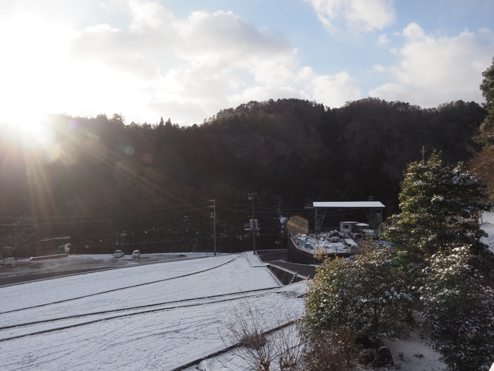 薄っすら雪景色_c0116915_23221810.jpg