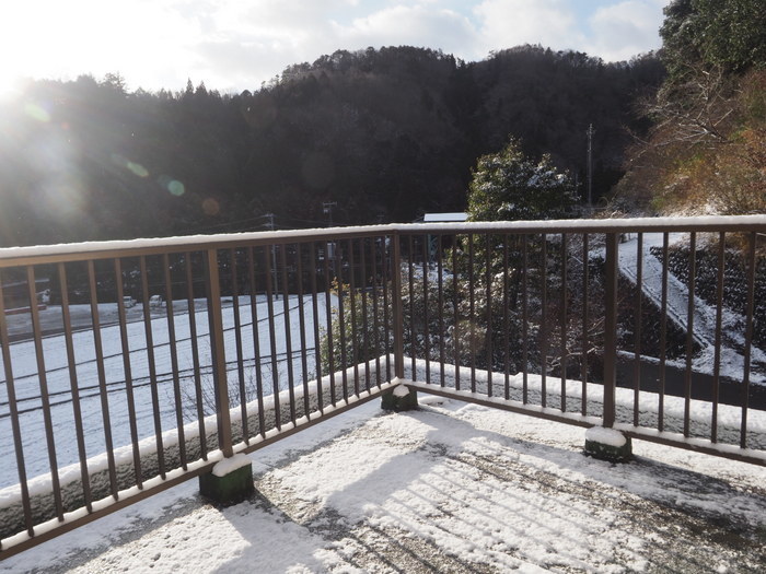 薄っすら雪景色_c0116915_23225681.jpg