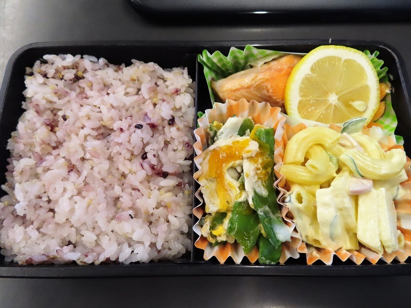 弁当とフラットシックスエンジン_f0076731_20351592.jpg