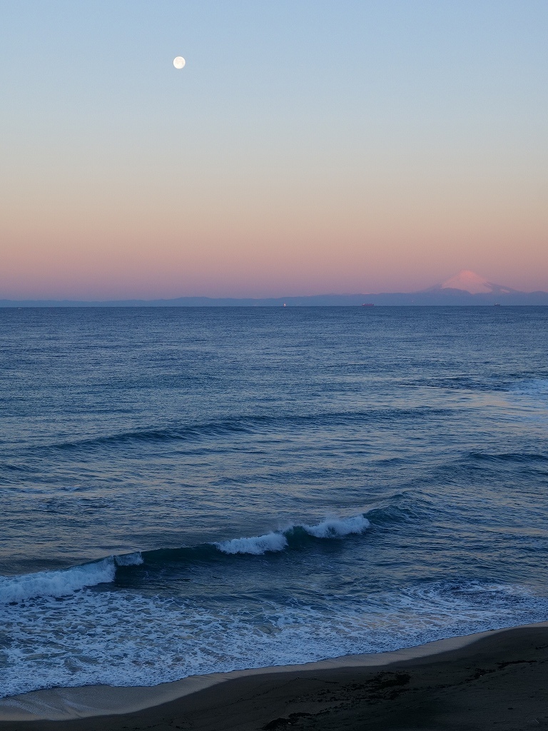 Moon rise to Moon set_f0050534_16311428.jpg