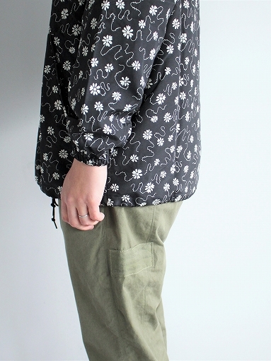 NEEDLES Coach Jacket - Nylon Tussore / Pt. / Floret NEEDLES Coach Jacket - Nylon Tussore / Pt. / Floret