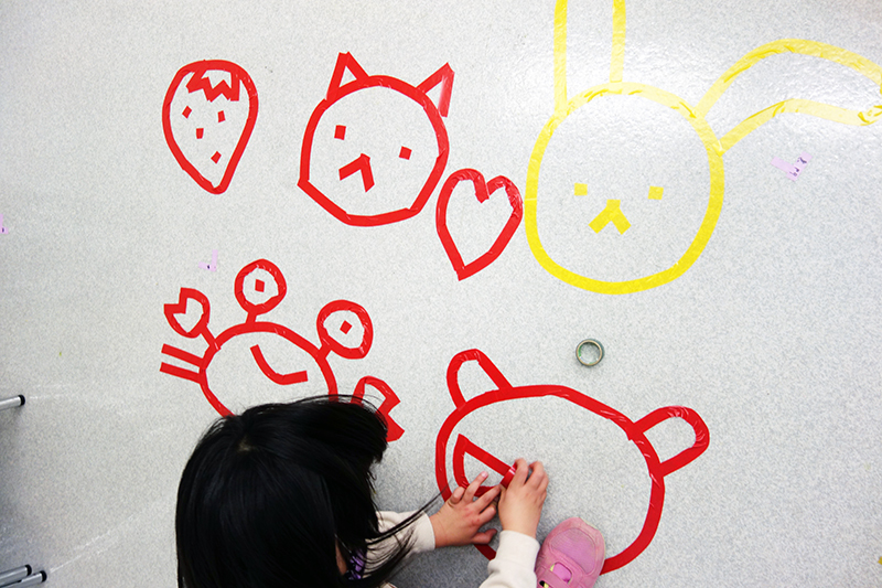 児童画クラス「テープアート」ご紹介_b0212226_21180737.jpg
