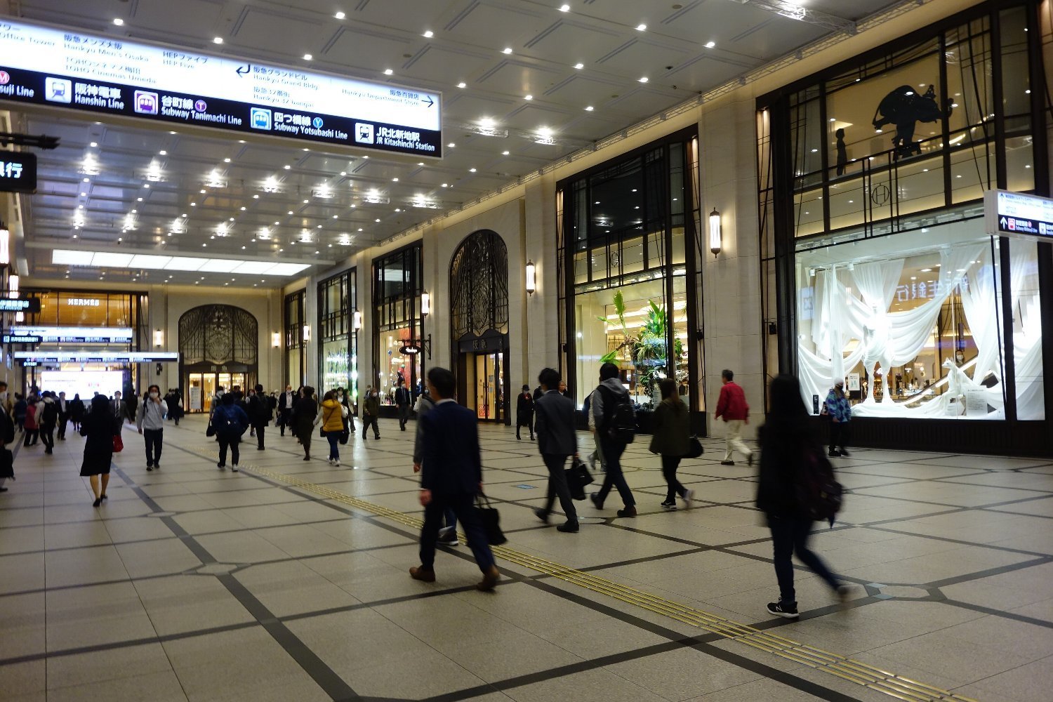 阪急百貨店うめだ本店 レトロな建物を訪ねて