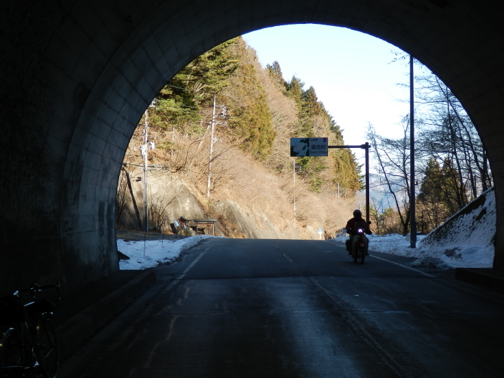 和田峠・新雛鶴トンネル・道坂トンネル_b0334084_21065074.jpg