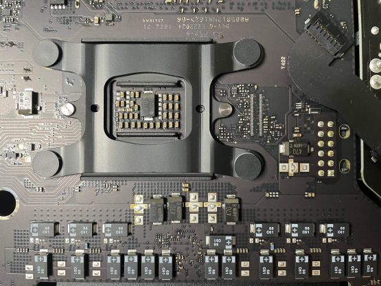 iMac (Retina 5K, 27-inch, Late 2015)のSSD換装。 : 食! iMac (Retina 5K, 27-inch, Late 2015)のSSD換装。 : 食!