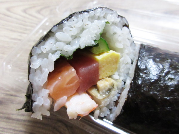 【オークワ】恵方巻、各種まとめ買いしました_c0152767_19442833.jpg