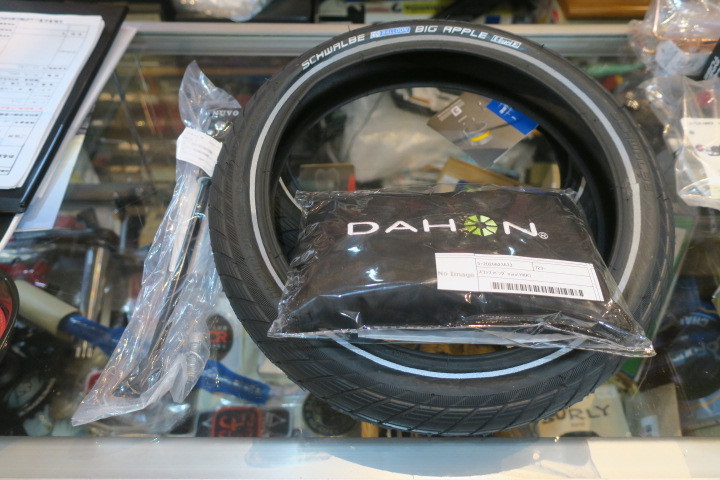 ダホンK3 シルバー/ブラック入荷_c0132901_19290375.jpg